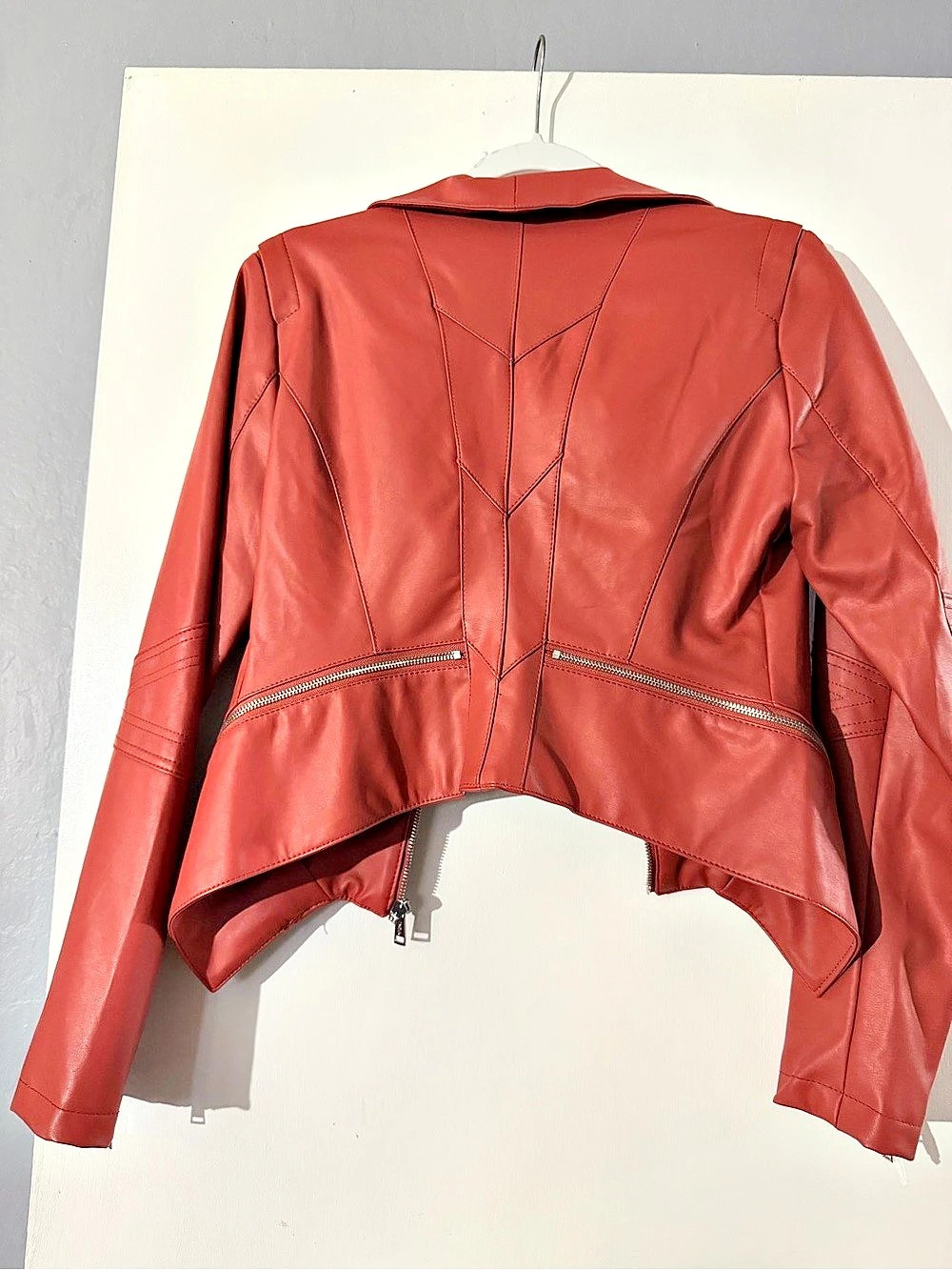 Jacket - Picture 2 of 3